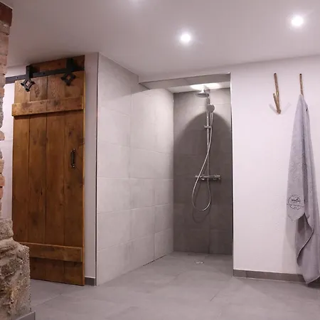 Huber Xaveri - Hof Apartamento *